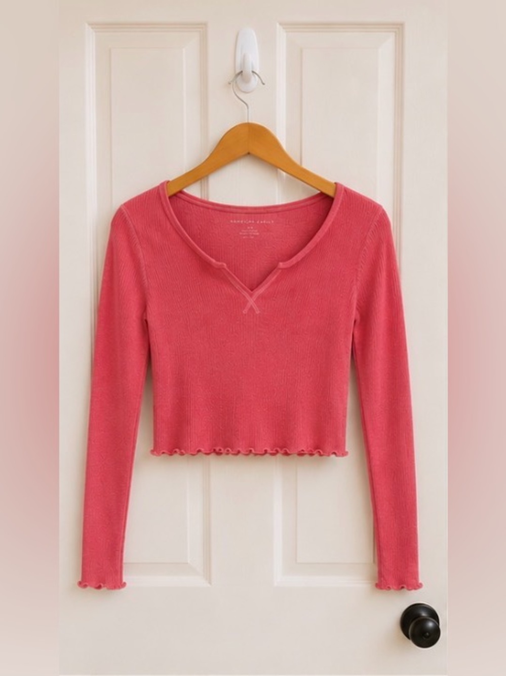 American Eagle Ribbed Crop Top – Red & Coral Long Sleeve Lettuce Hem Shirt (L/G) - Picture 3 of 10